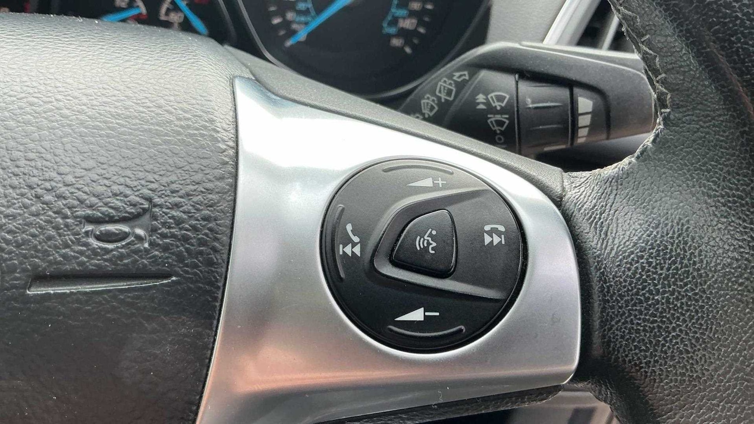 Used Ford Kuga 2014 for sale - 75813478: Photo 28