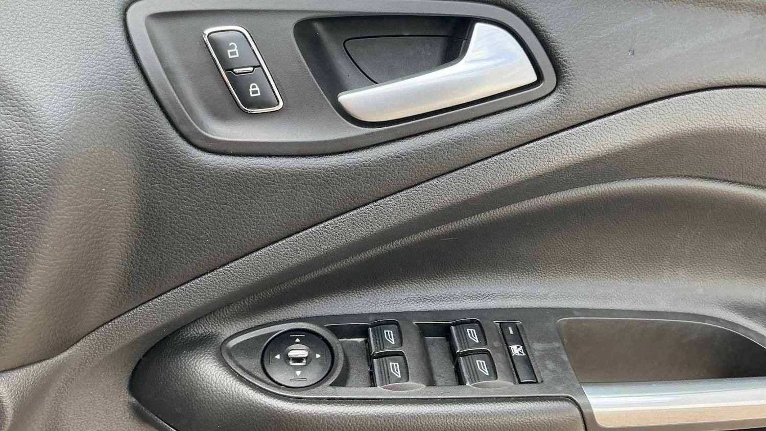 Used Ford Kuga 2014 for sale - 75813478: Photo 30