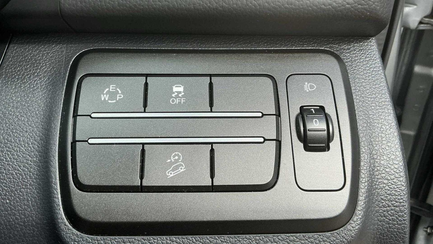 Used Ssangyong Tivoli 2020 for sale - 75812691: Photo 30