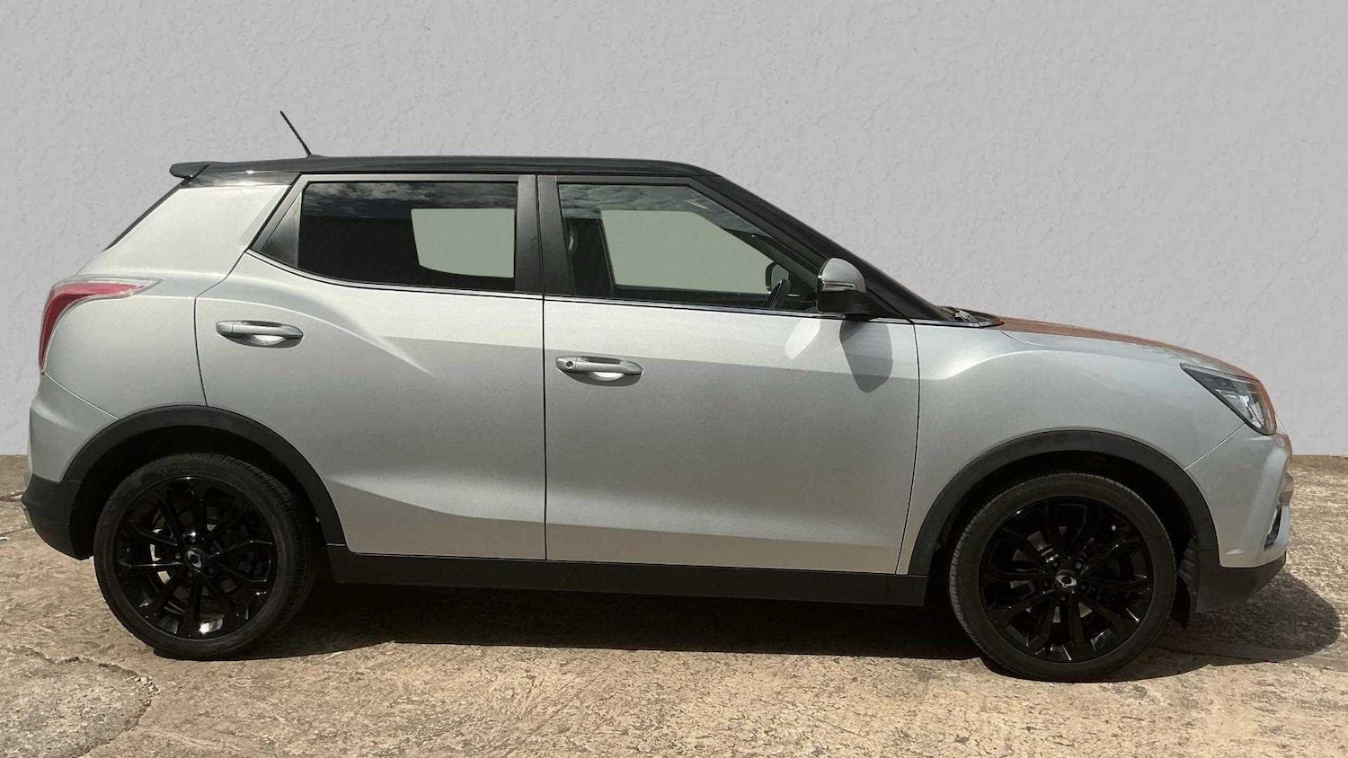 Used Ssangyong Tivoli 2020 for sale - 75812691: Photo 4