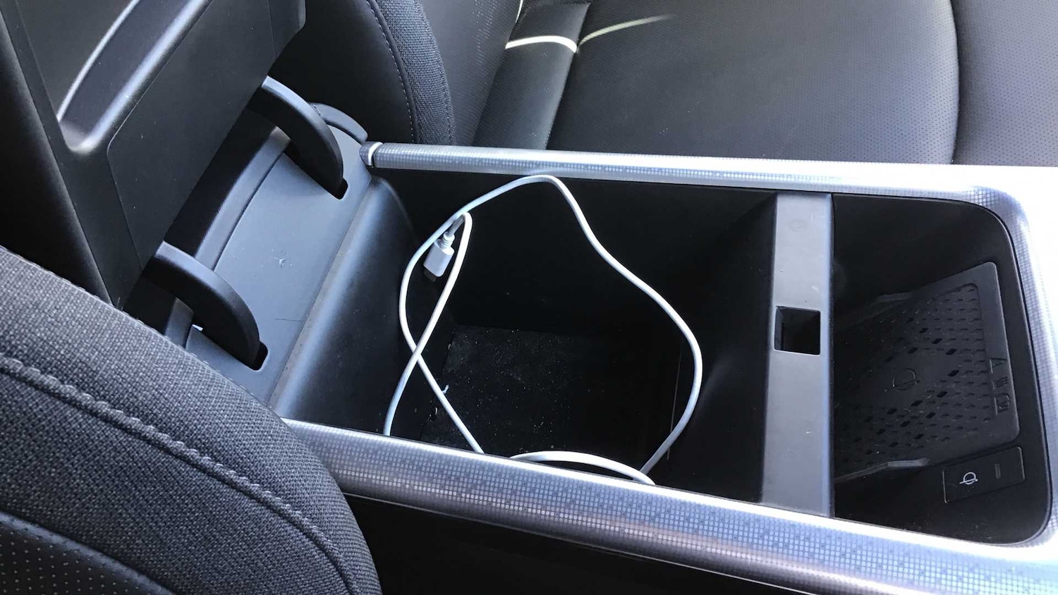 Used Genesis GV60 2023 for sale - 78052322: Photo 24