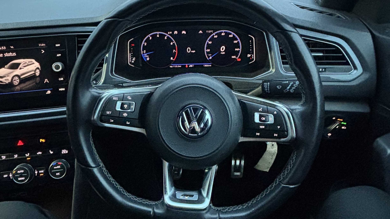 Used Volkswagen T-Roc 2019 for sale - 76902444: Photo 11