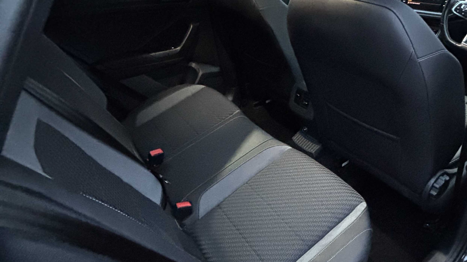 Used Volkswagen T-Roc 2019 for sale - 76902444: Photo 14