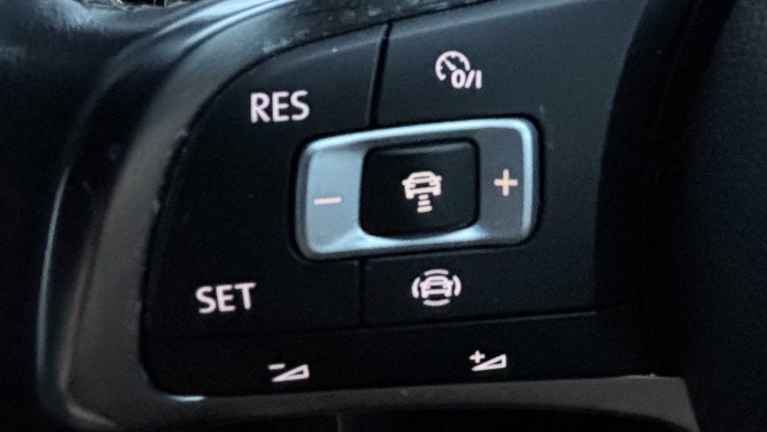 Used Volkswagen T-Roc 2019 for sale - 76902444: Photo 19