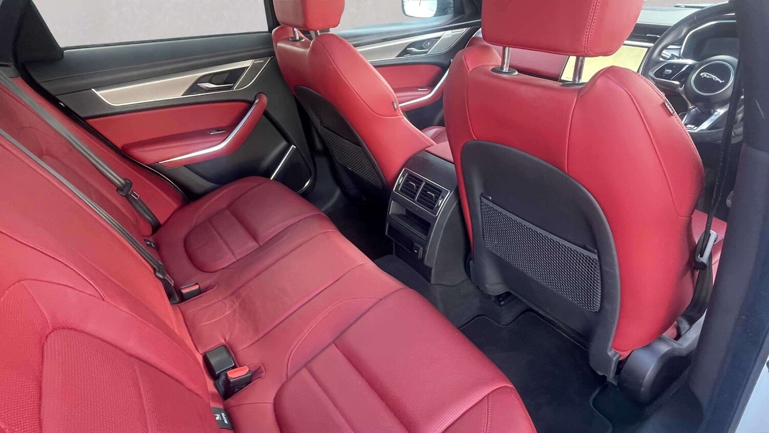 Used Jaguar F-Pace for sale - 78216342: Photo 6