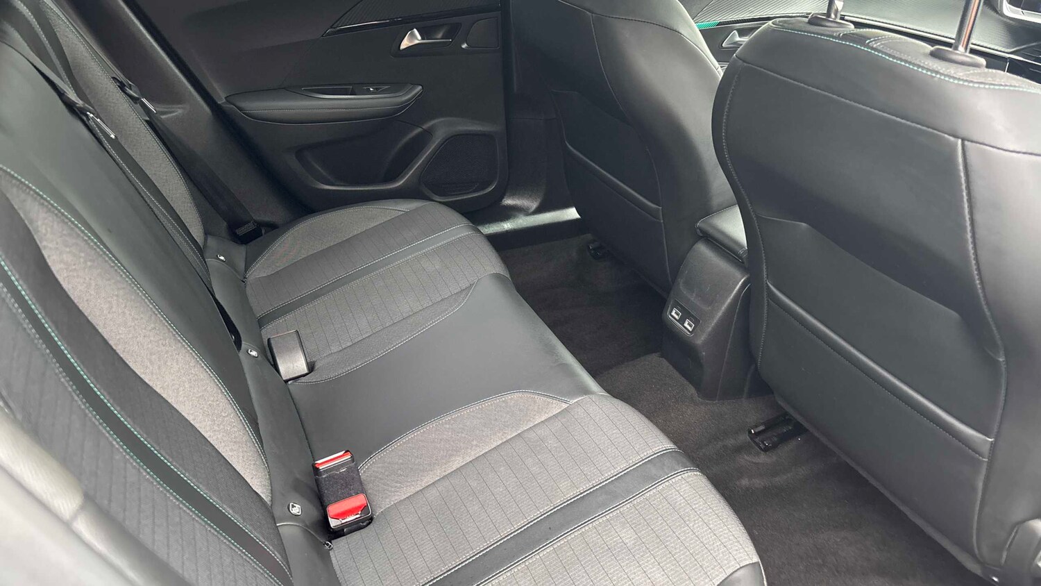 Used Peugeot 2008 2021 for sale - 76475972: Photo 14