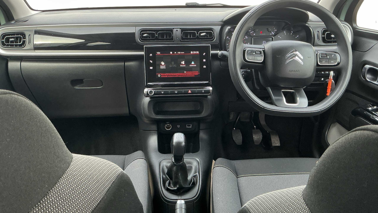 Used Citroen C3 2018 for sale - 76553265: Photo 15