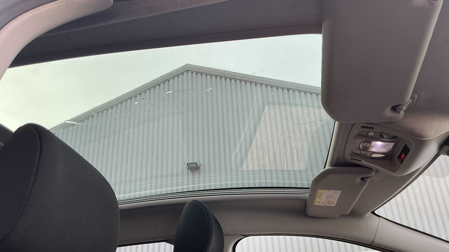 Used Citroen C3 2018 for sale - 76553265: Photo 21