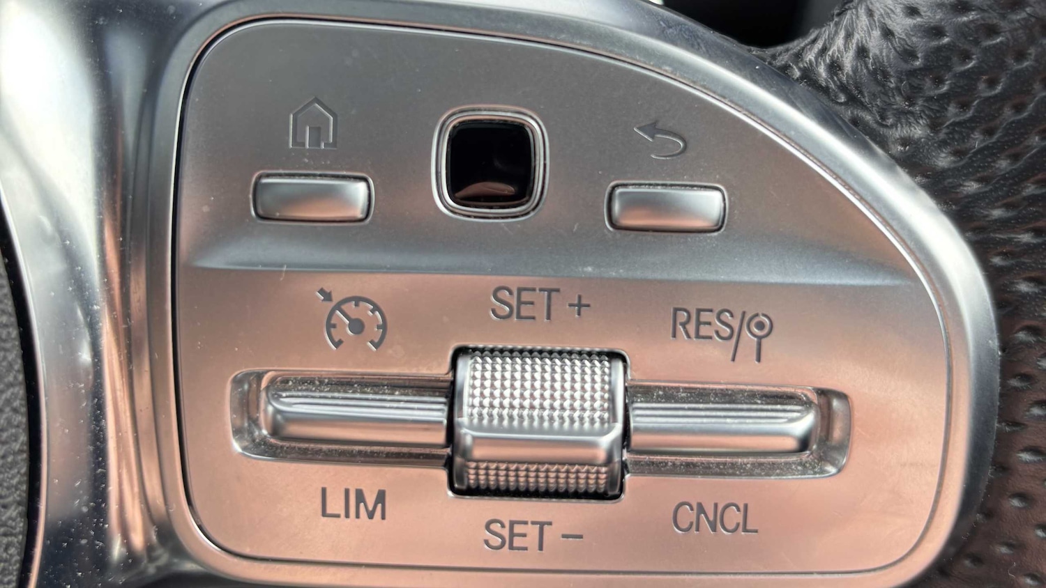 Used Mercedes-Benz EQC 2022 for sale - 77827544: Photo 22