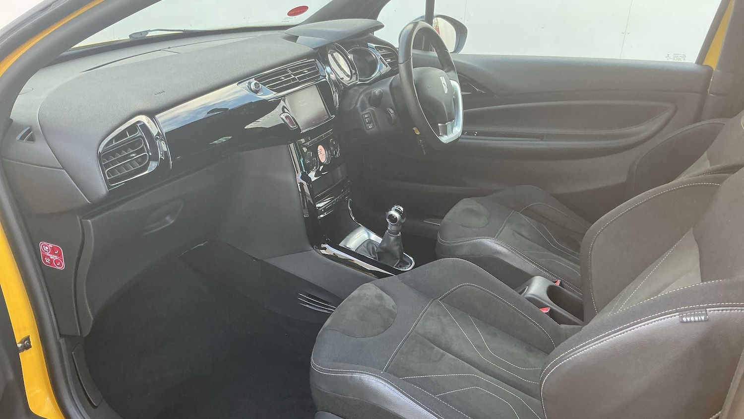 Used DS Automobiles DS 3 2016 for sale - 76401292: Photo 15