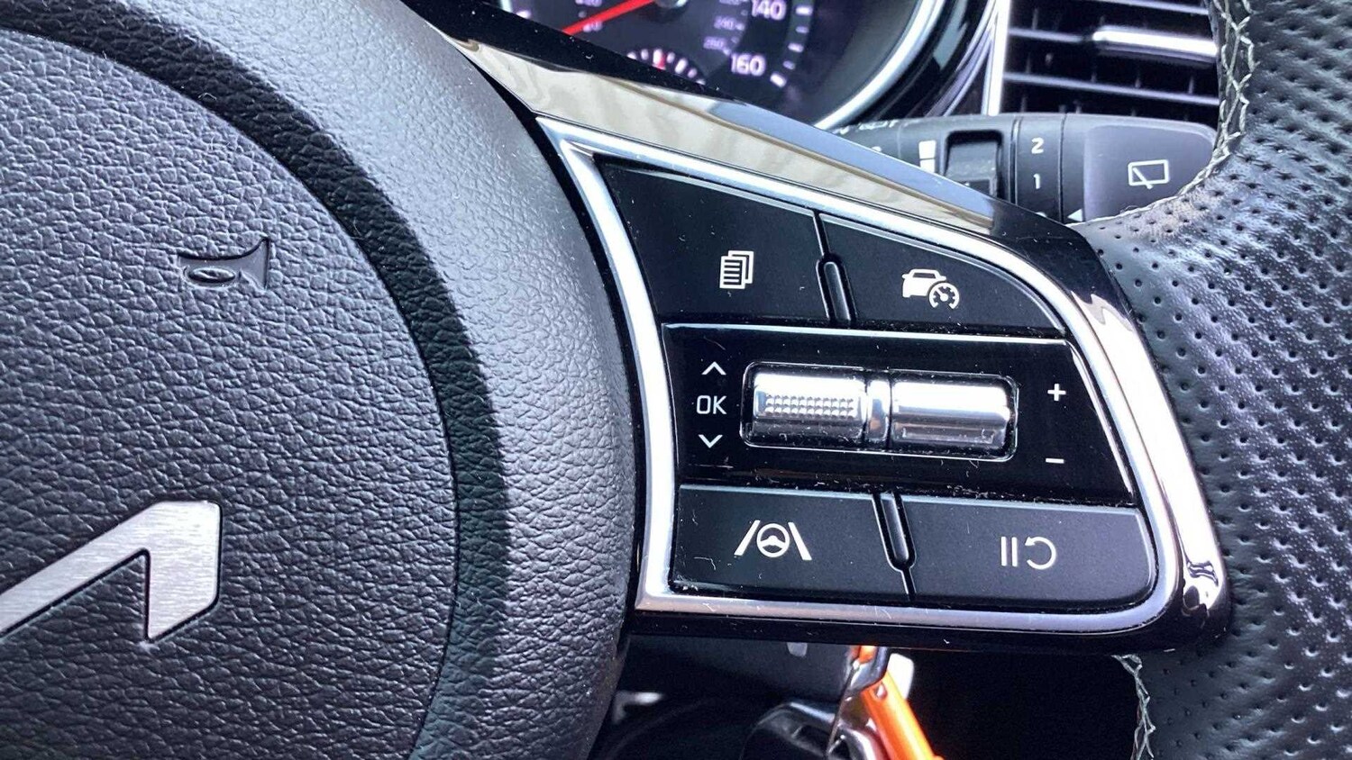 Used Kia XCeed 2023 for sale - 76755242: Photo 29