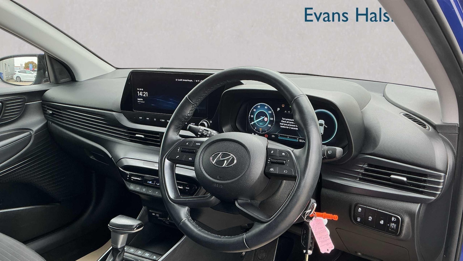 Used Hyundai i20 2022 for sale - 76242406: Photo 13