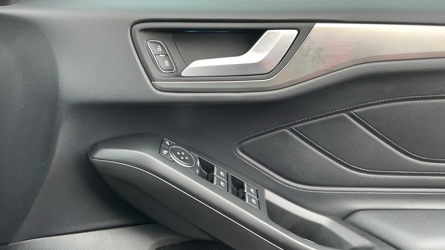 Used Ford Focus 2020 for sale - 76501745: Photo 9