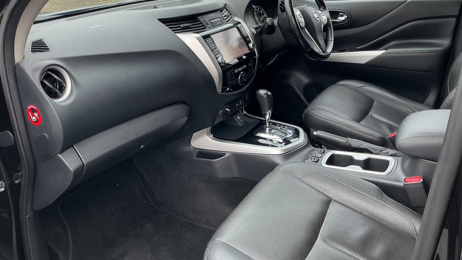 Used Nissan Navara 2020 for sale - 77361325: Photo 14