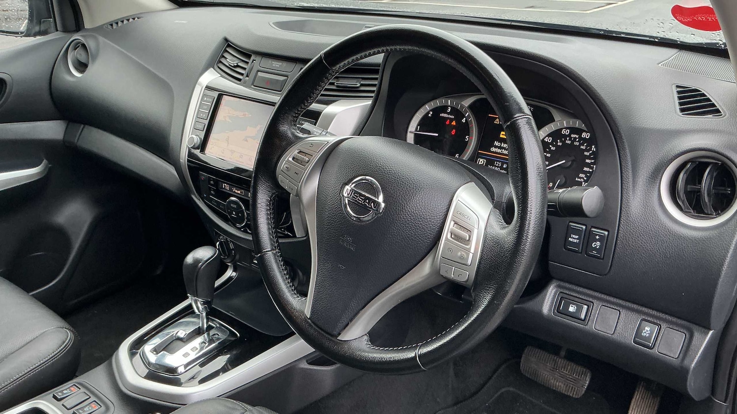 Used Nissan Navara 2020 for sale - 77361325: Photo 16