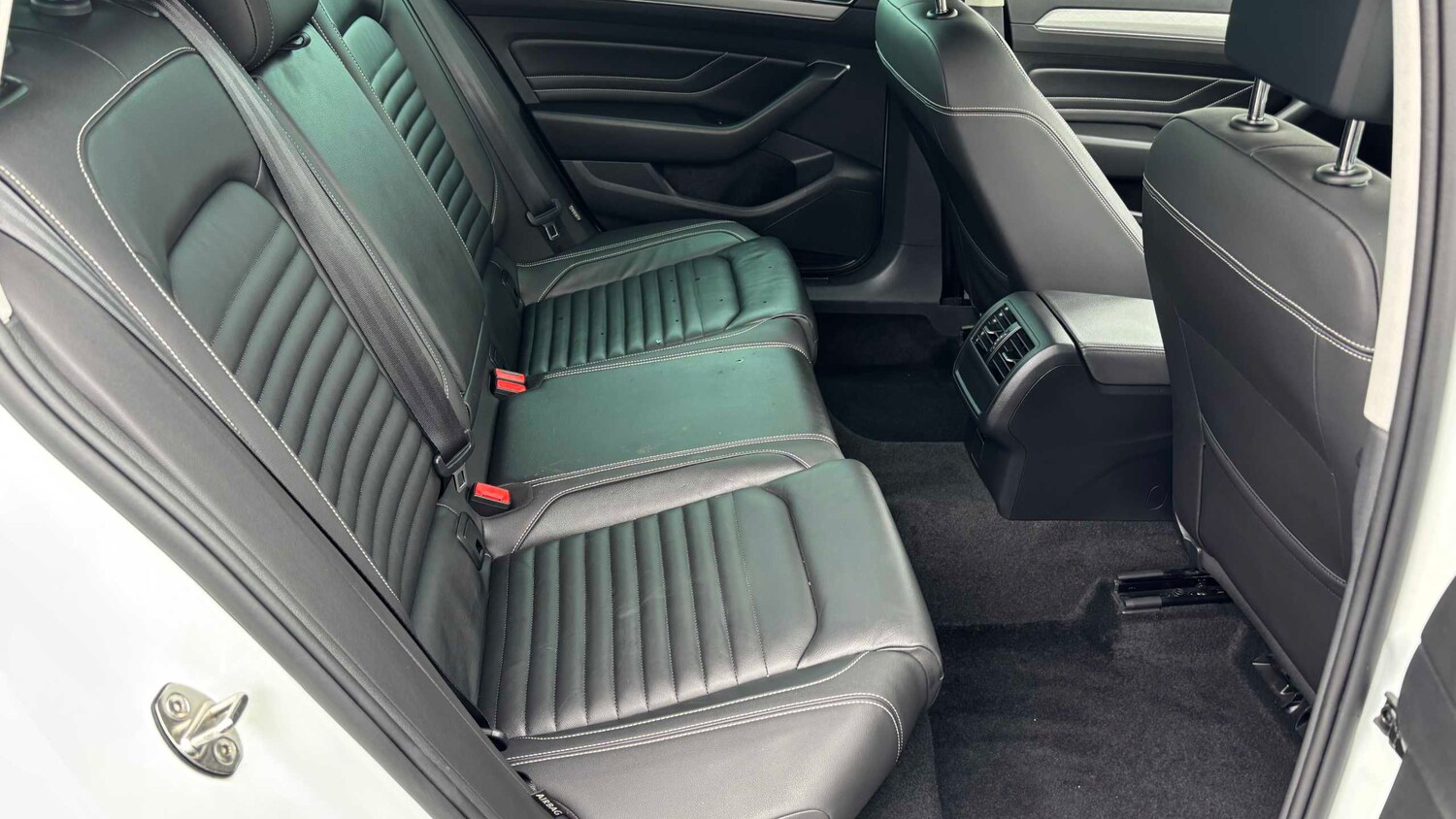 Used Volkswagen Passat 2020 for sale - 78051895: Photo 25