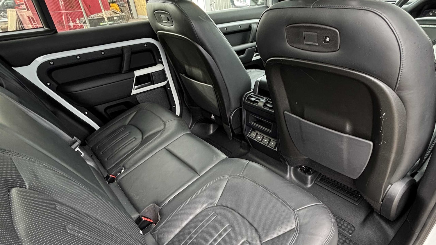 Used Land Rover Defender 2020 for sale - 77514400: Photo 14