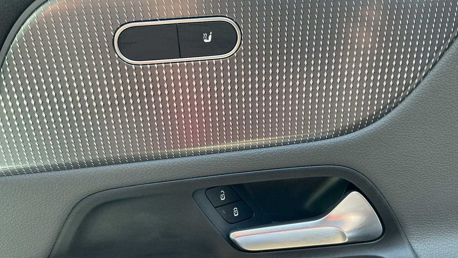 Used Mercedes-Benz EQA 2022 for sale - 76938221: Photo 29