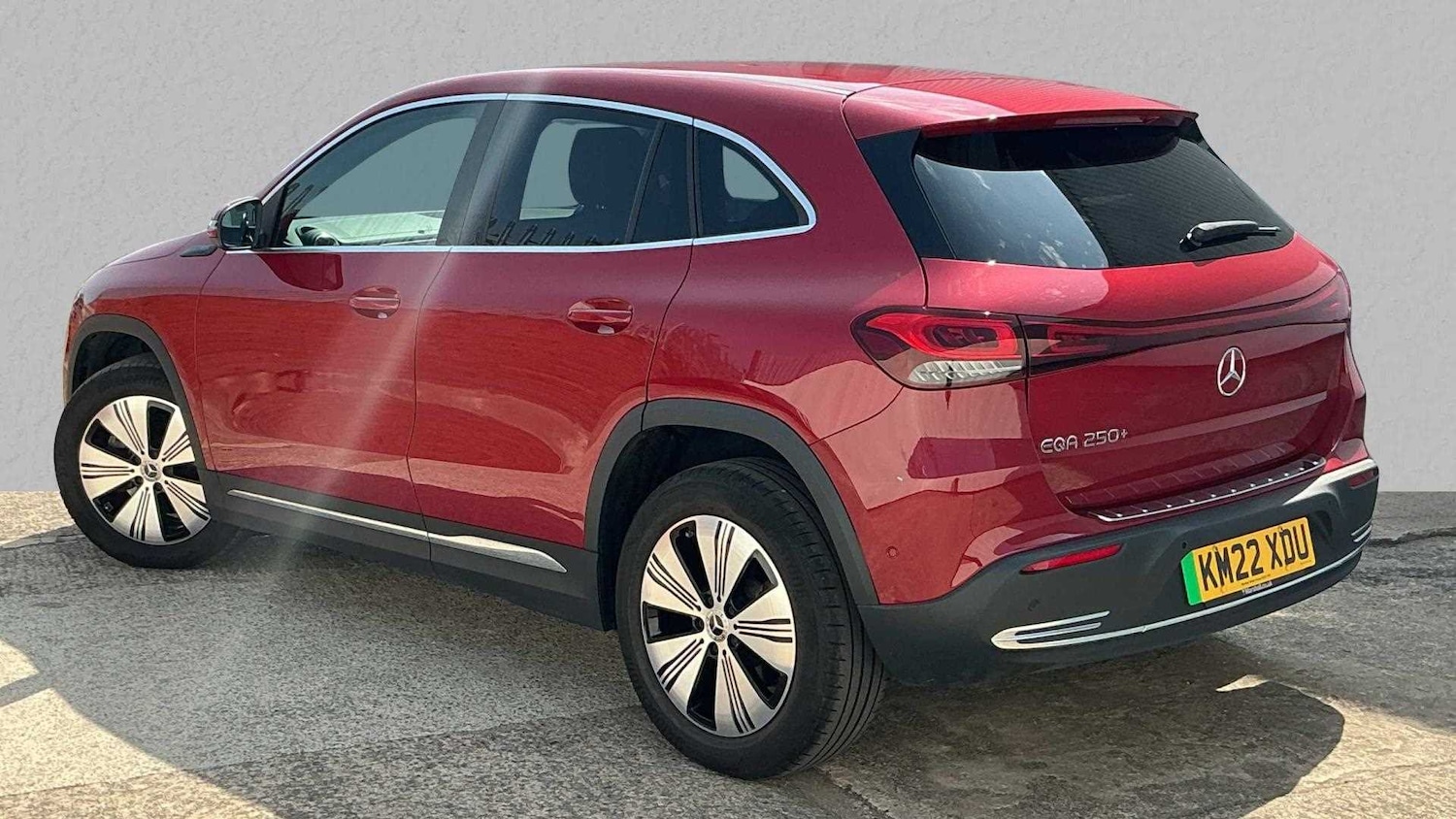 Used Mercedes-Benz EQA 2022 for sale - 76938221: Photo 3