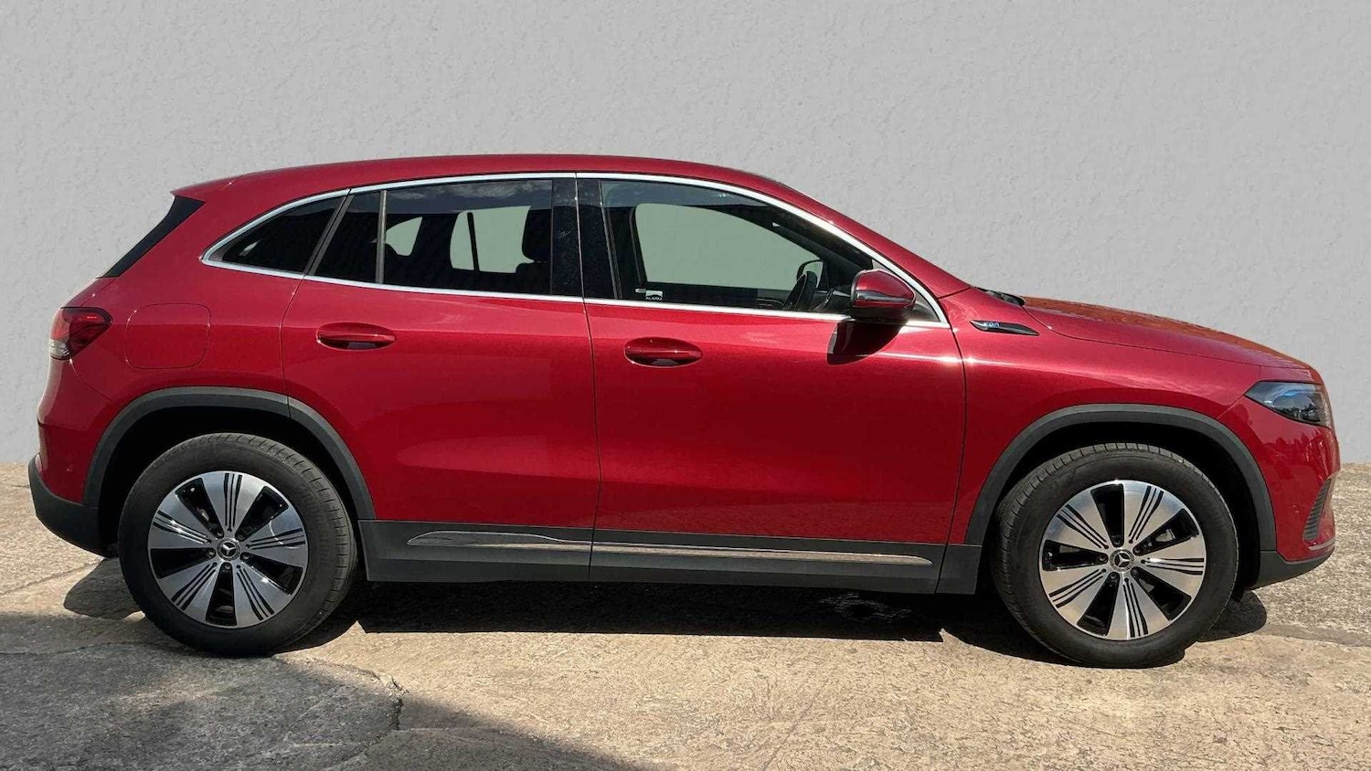 Used Mercedes-Benz EQA 2022 for sale - 76938221: Photo 4