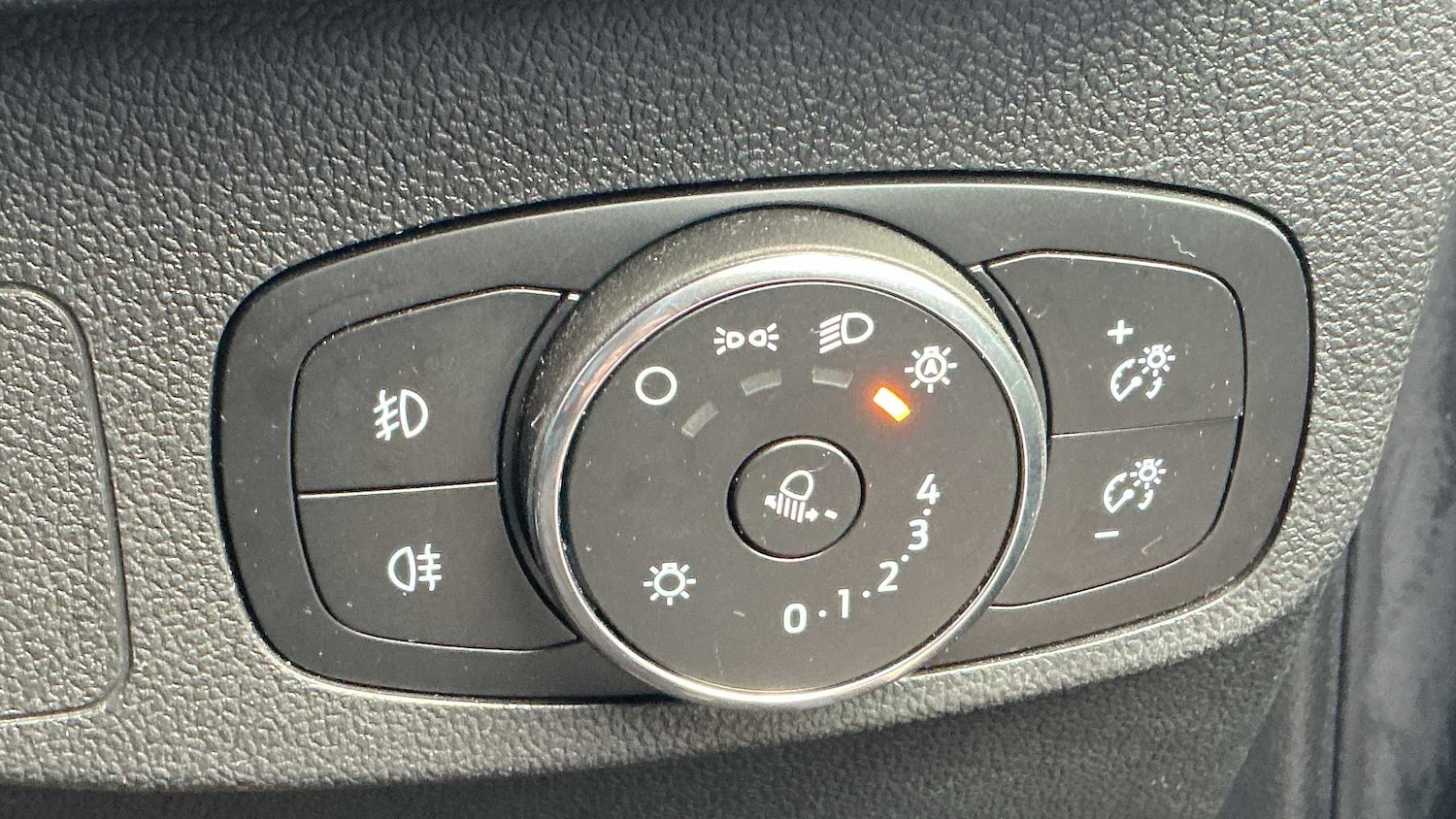 Used Ford Focus 2022 for sale - 77032184: Photo 20