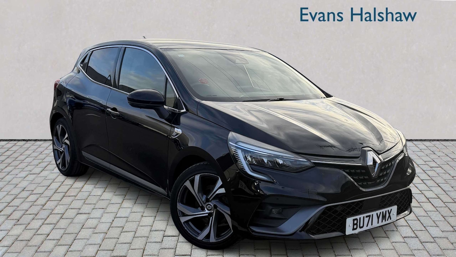 Used Renault Clio 2021 for sale - 78037386: Photo 2