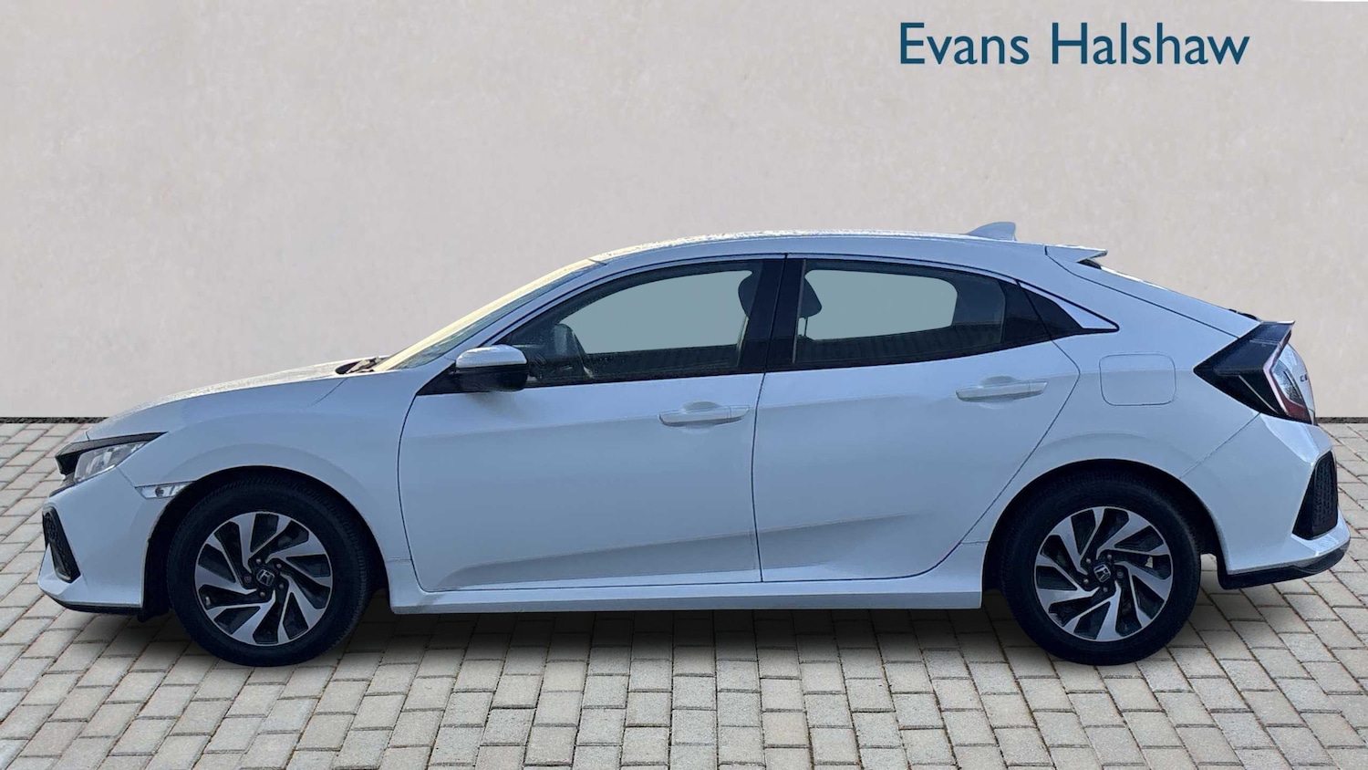 Used Honda Civic 2019 for sale - 76636730: Photo 4
