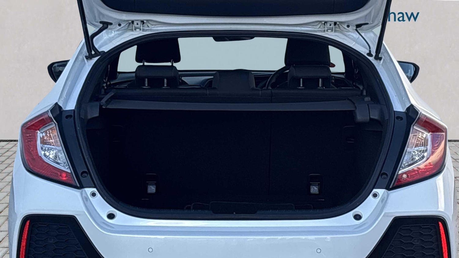 Used Honda Civic 2019 for sale - 76636730: Photo 8