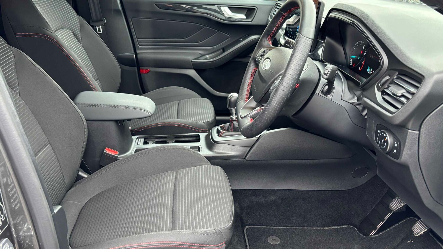 Used Ford Focus 2025 for sale - 77942951: Photo 22