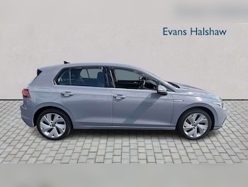 Used Volkswagen Golf 2021 for sale - 79511807: Photo