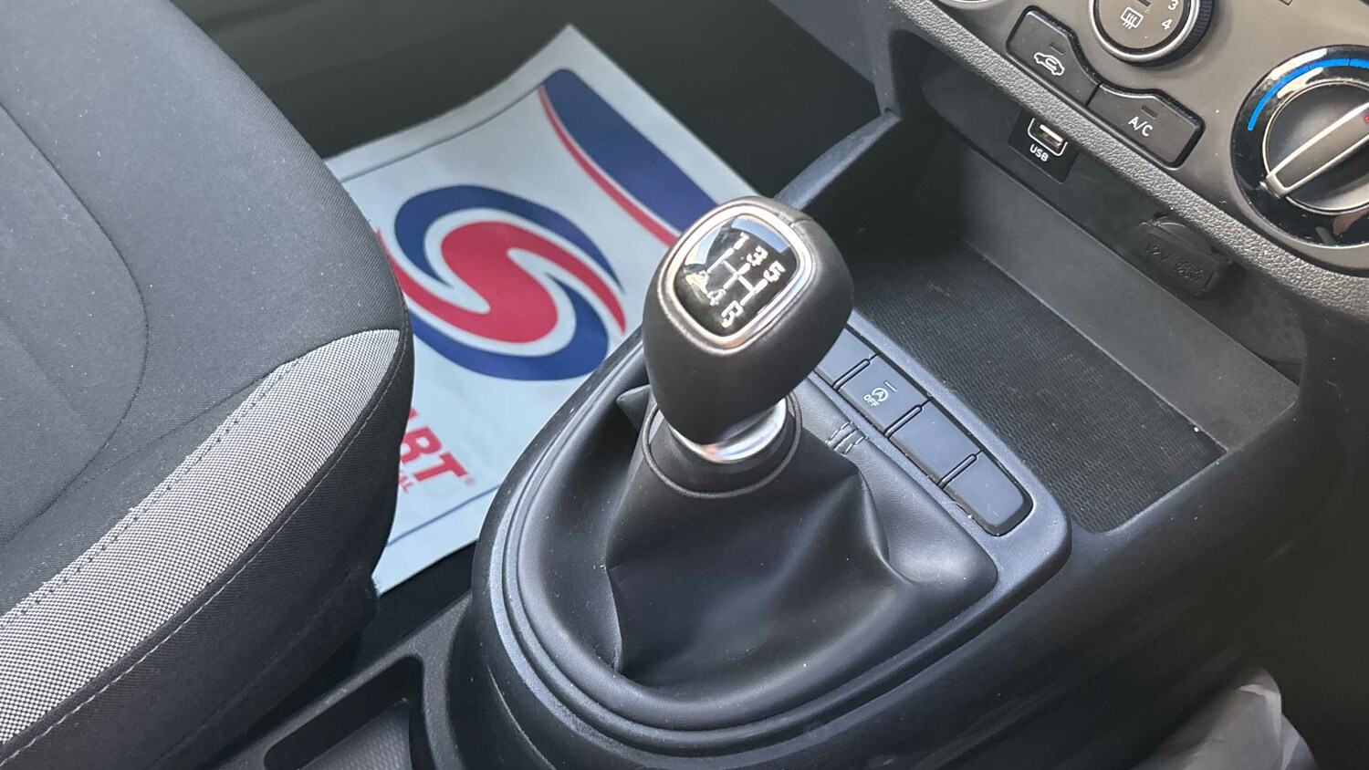 Used Hyundai i10 2022 for sale - 76827644: Photo 10