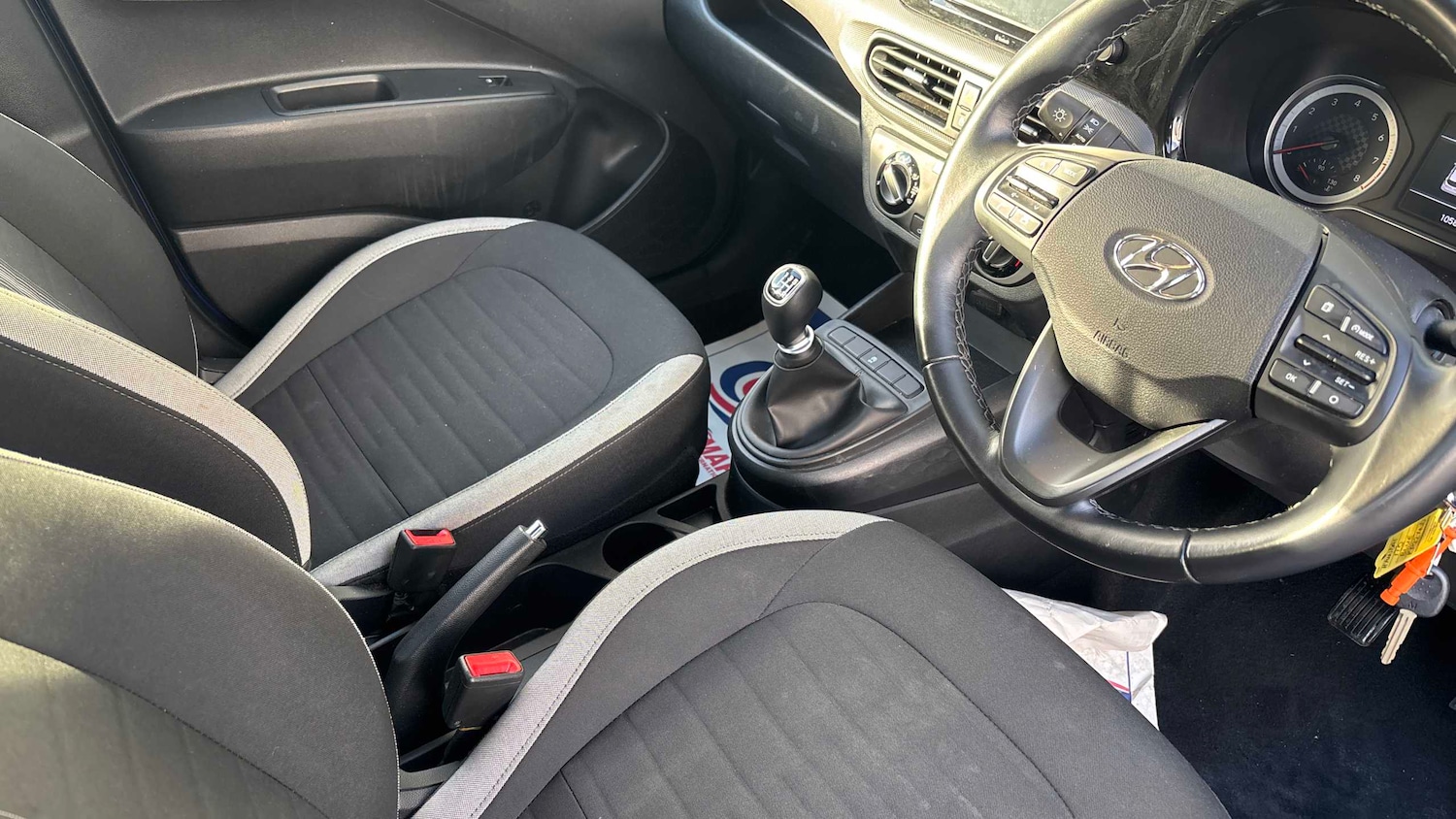 Used Hyundai i10 2022 for sale - 76827644: Photo 8