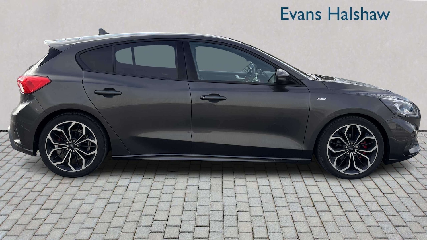 Used Ford Focus 2018 for sale - 78077033: Photo 4