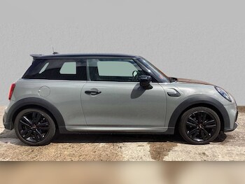 Used MINI Hatch 2021 for sale - 75813270: Photo