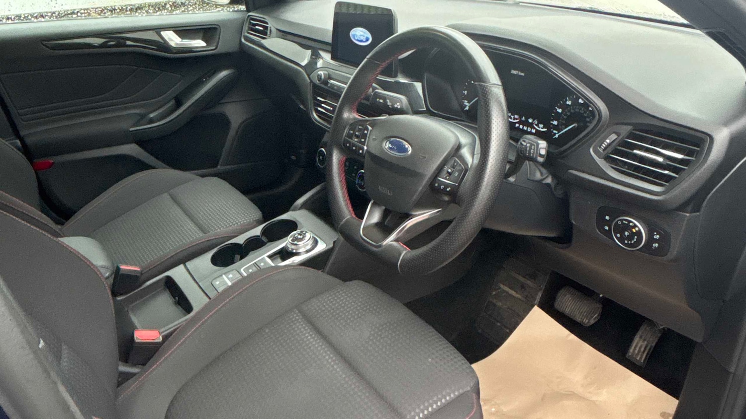 Used Ford Focus 2022 for sale - 76524010: Photo 8