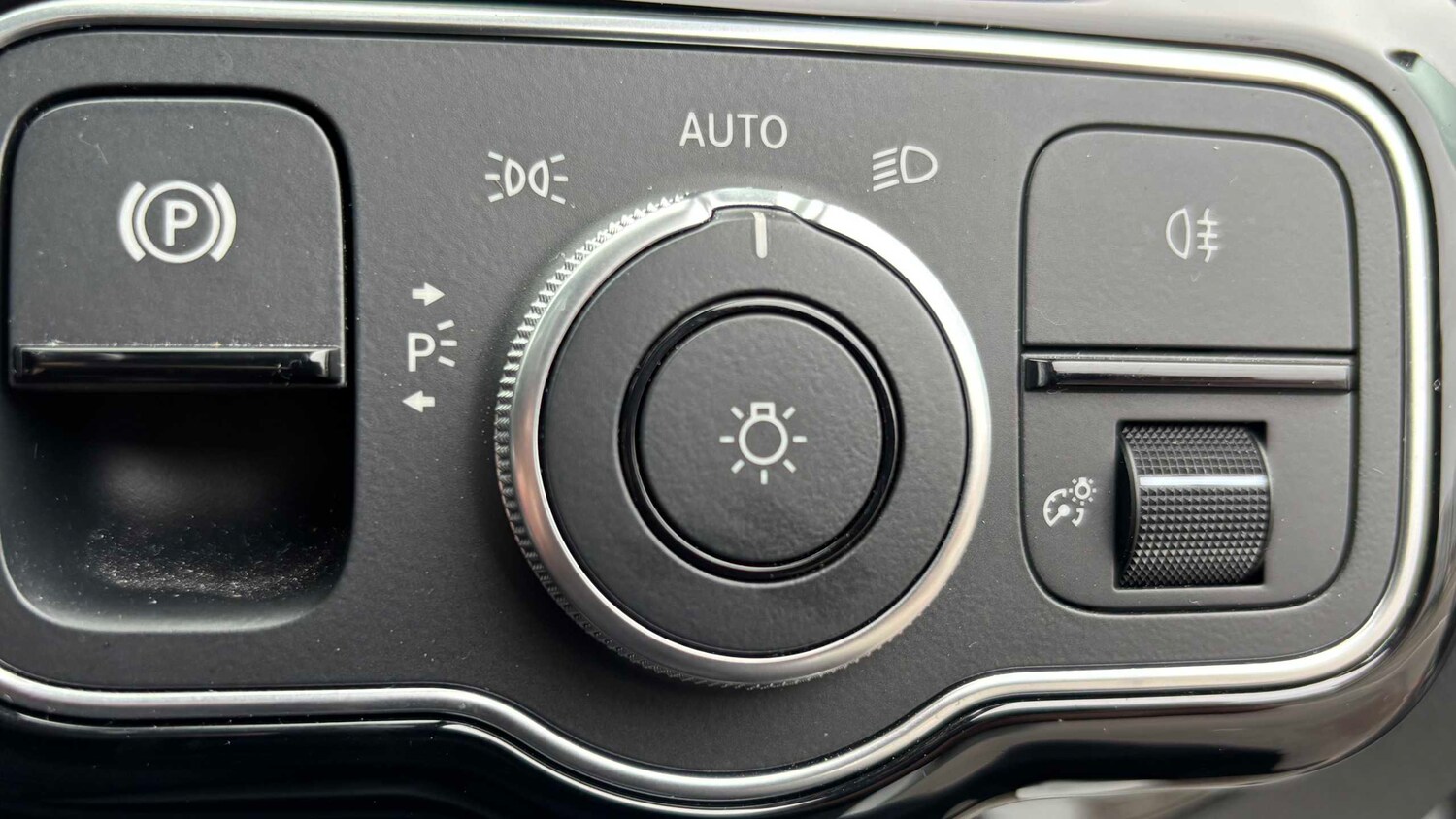 Used Mercedes-Benz CLA 2022 for sale - 77348090: Photo 17