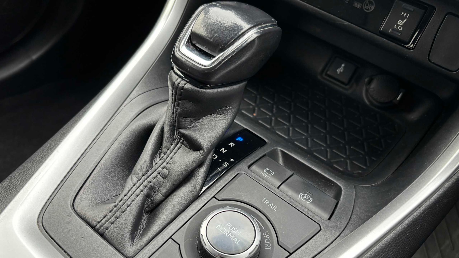 Used Toyota RAV4 2020 for sale - 78208822: Photo 11