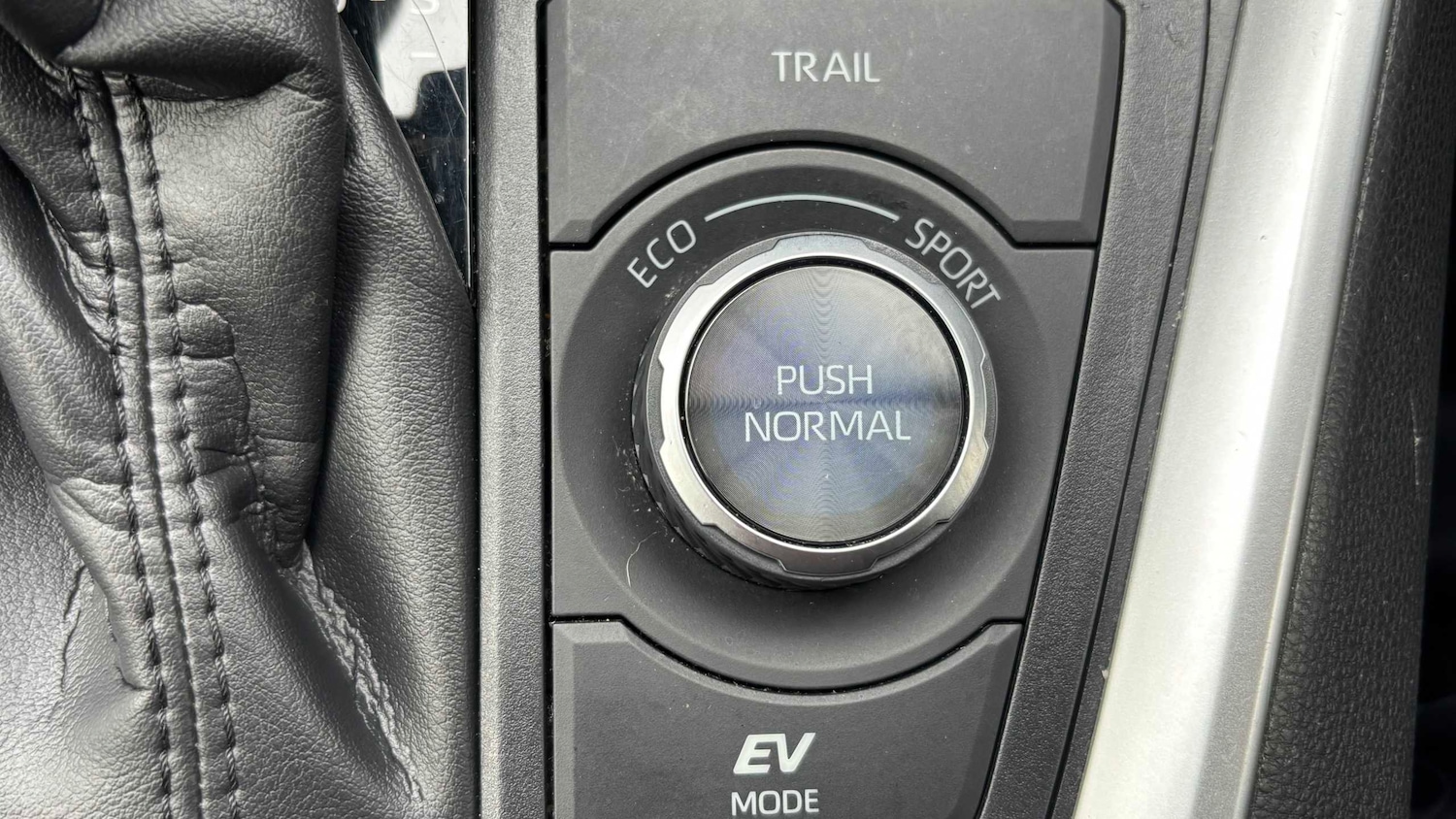 Used Toyota RAV4 2020 for sale - 78208822: Photo 20