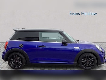 Used MINI Hatch 2019 for sale - 79351570: Photo