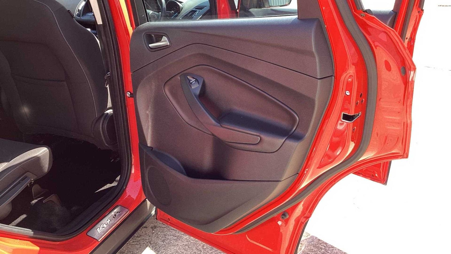 Used Ford Kuga 2017 for sale - 76564335: Photo 31