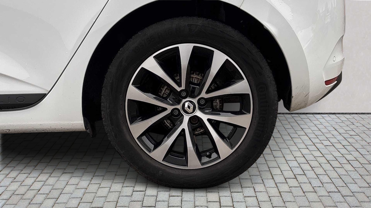 Used Renault Clio 2022 for sale - 76624719: Photo 6