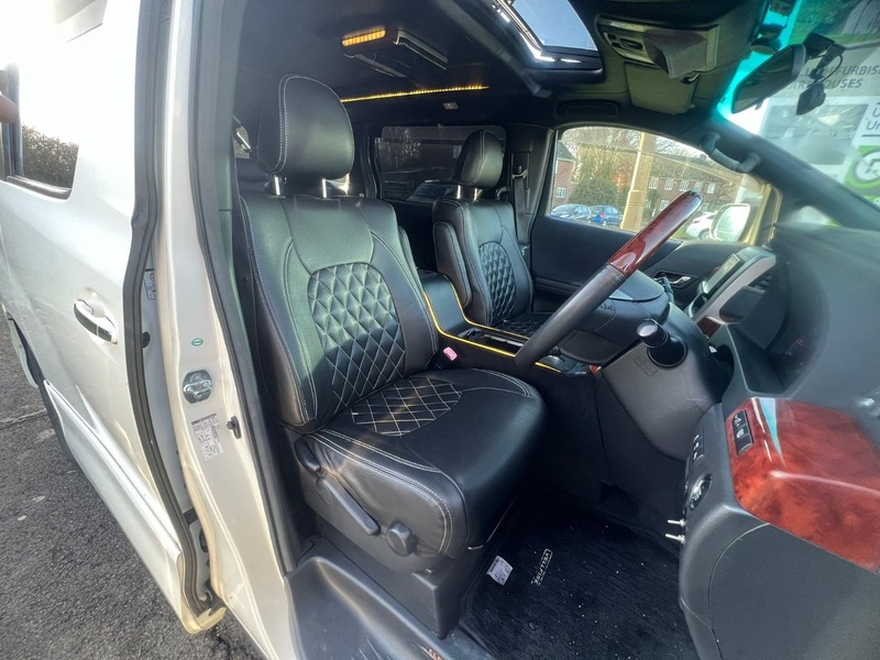 Used Toyota Vellfire 2010 for sale - 77166062: Photo 5