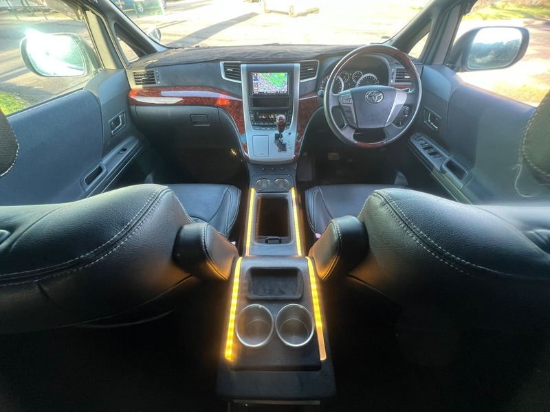 Used Toyota Vellfire 2010 for sale - 77166062: Photo 9