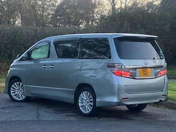 Used Toyota Vellfire 2012 for sale - 76768911: Photo