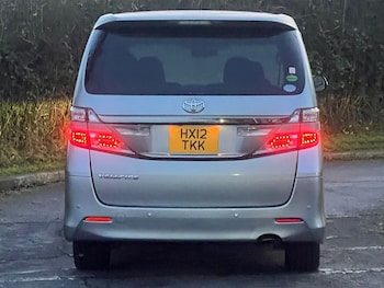 Used Toyota Vellfire 2012 for sale - 76768911: Photo