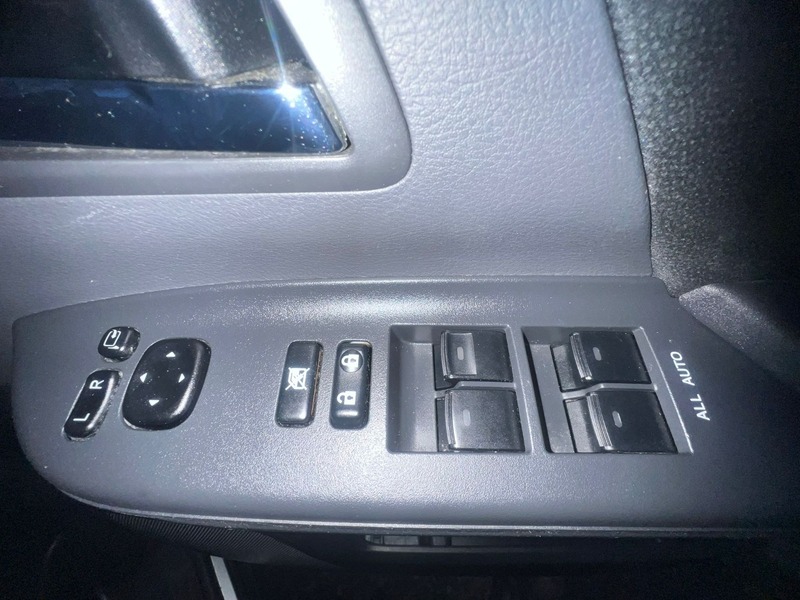 Used Toyota Vellfire 2012 for sale - 76768911: Photo 6