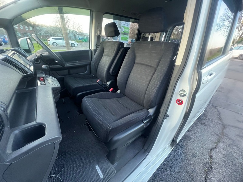 Used Honda Stepwagon 2010 for sale - 77166056: Photo 10