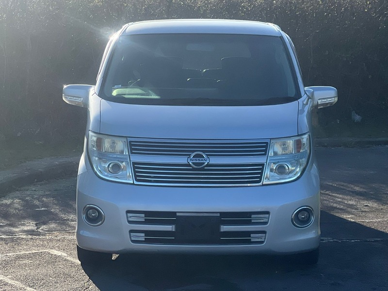 Used Nissan Elgrand 2008 for sale - 77166061: Photo 2