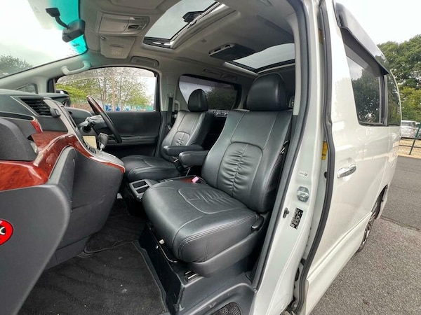 Used Toyota Vellfire 2010 for sale - 75165069: Photo 7