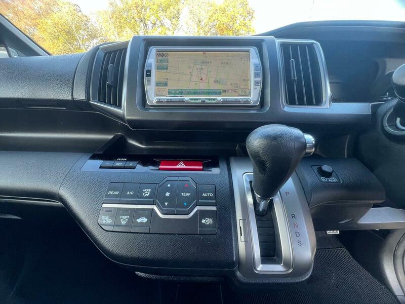 Used Honda Stepwagon 2021 for sale - 76596066: Photo 10